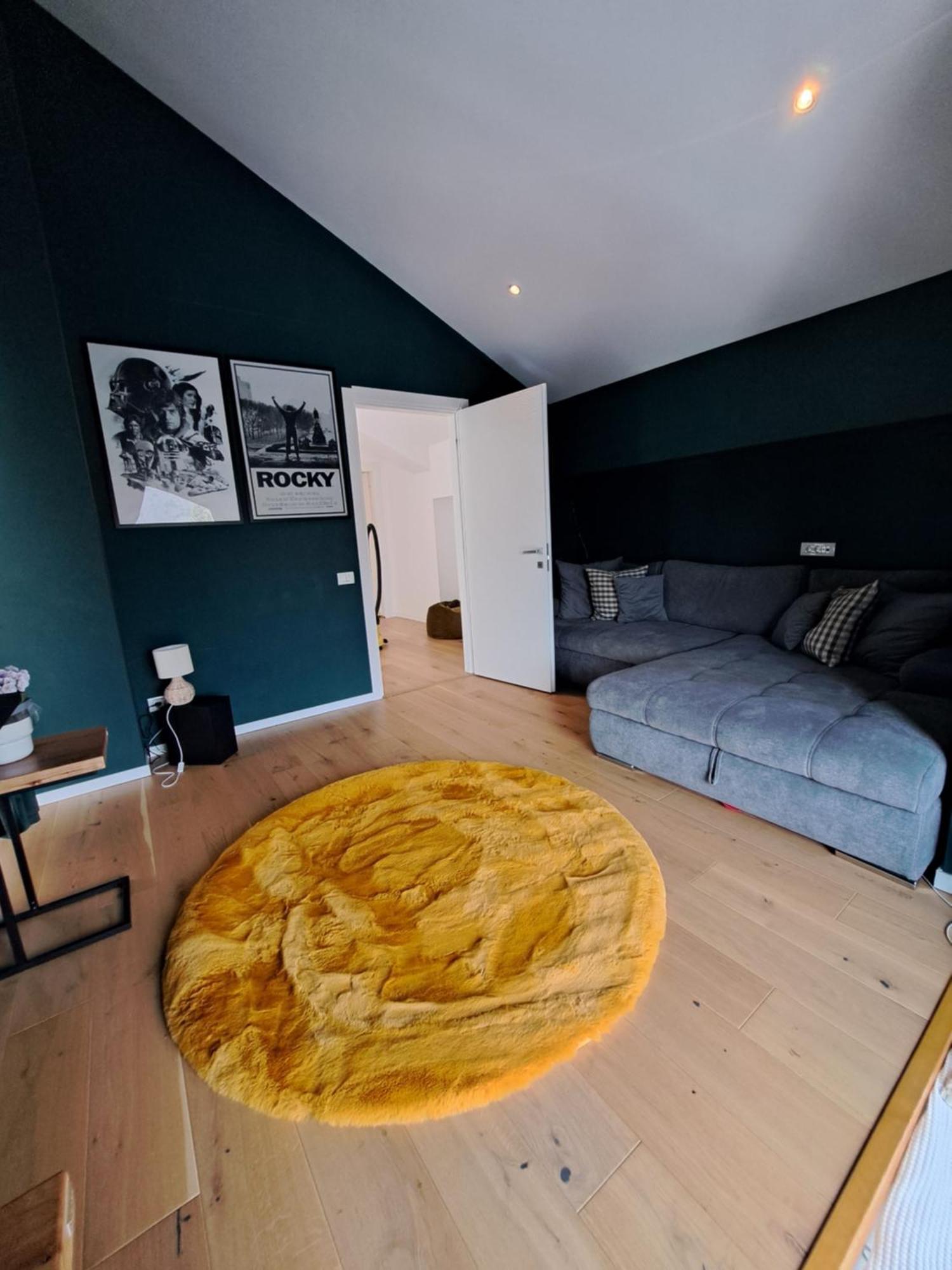The Rock Apartment Sinaia Bagian luar foto